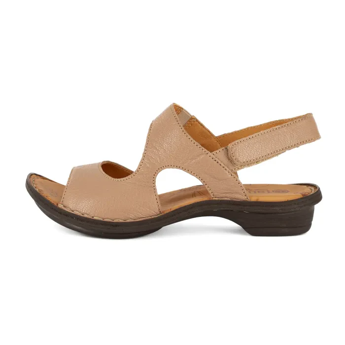 Gadla : Ladies Leather Sandal in Timber - Image 3