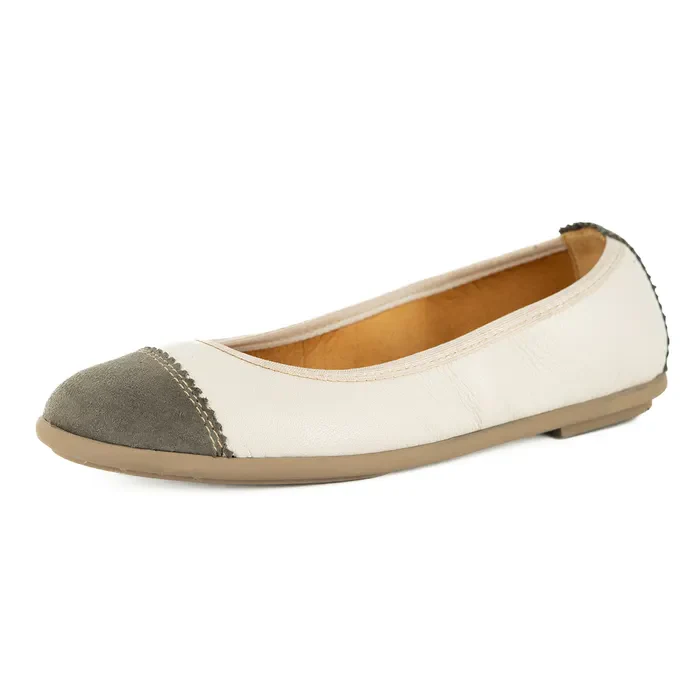 Mabuyana : Ladies Leather Pump in Cream & Fungi - Image 3