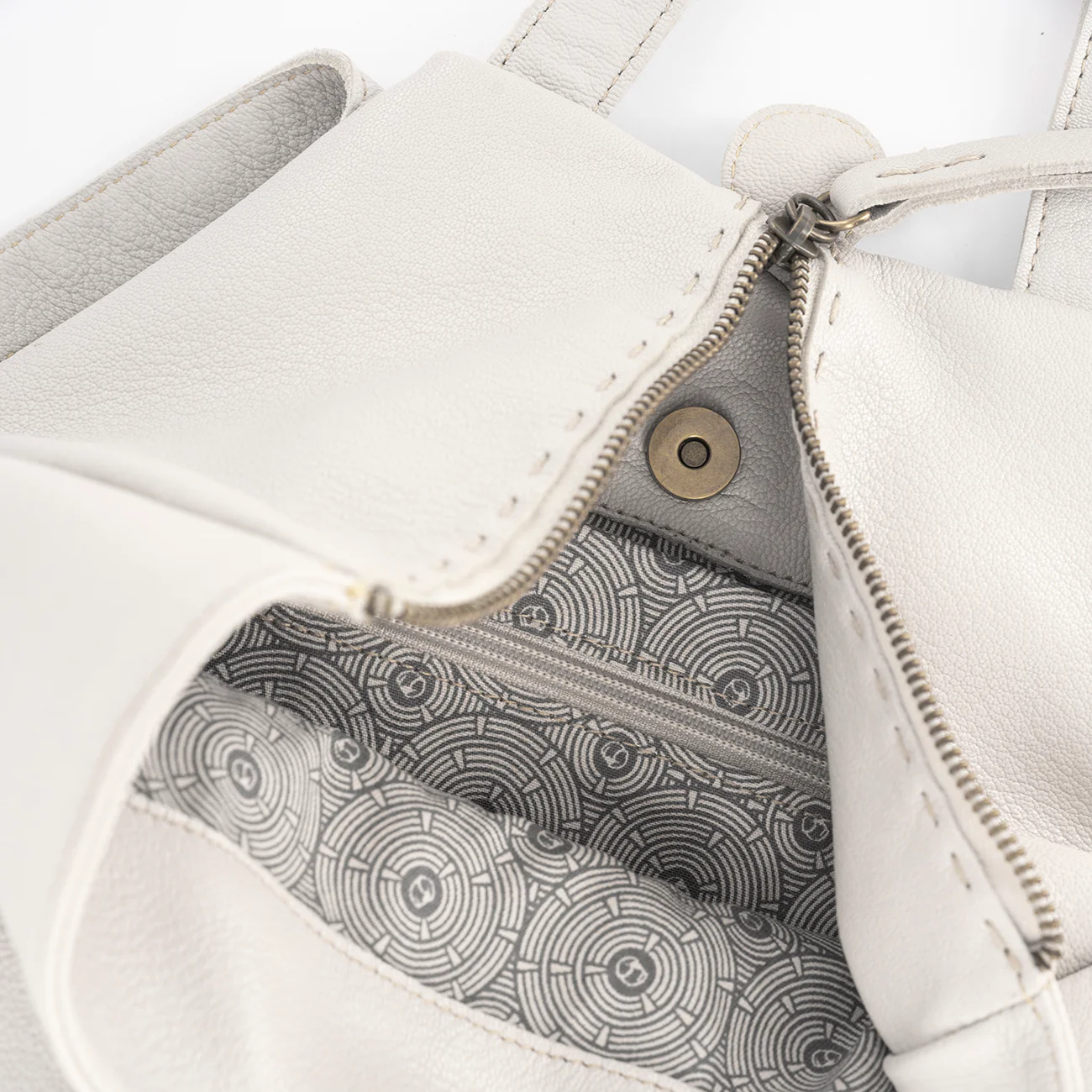 Ncumisa : Leather Backpack in Cream - Image 9