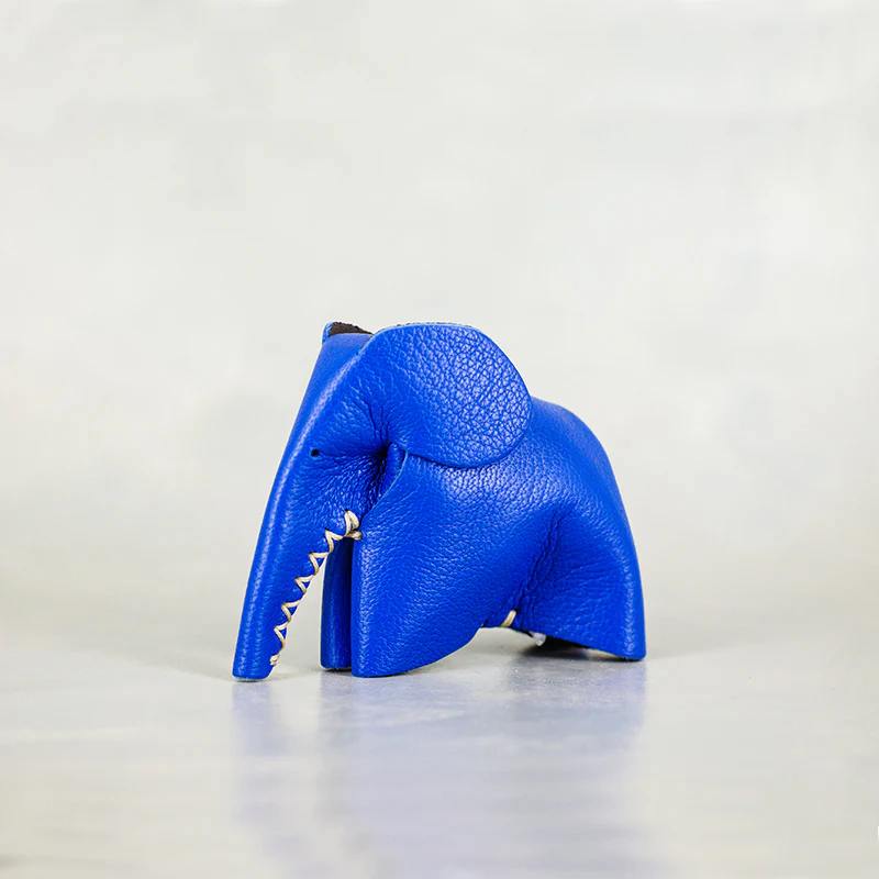 Parva : Small Elephant Family Accessory in Blue Leather - Image 4