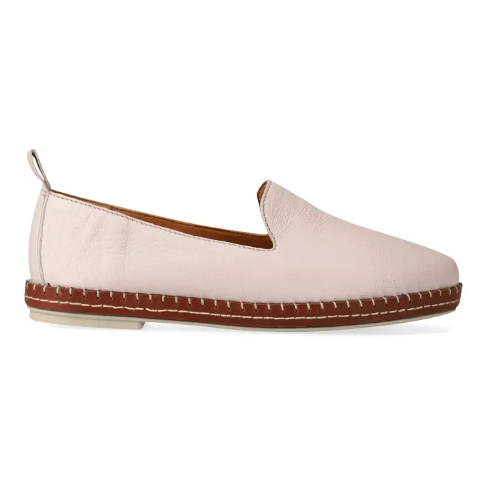 Solwezi : Ladies Leather Shoe in Cream - Image 3