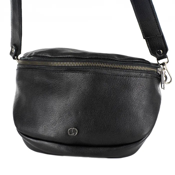 Tshiamo : Ladies Leather Crossbody Handbag in Black Cayak - Image 5